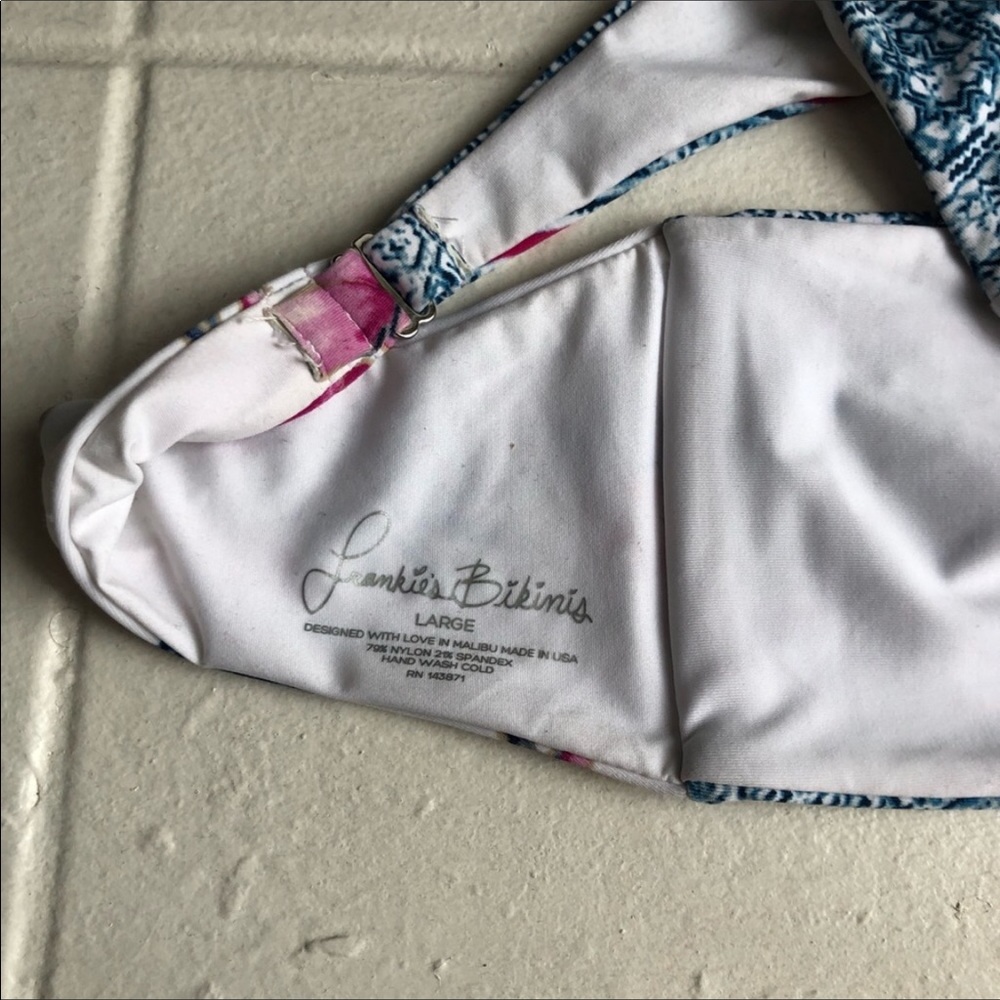 Frankie’s Bikini Bandeau top